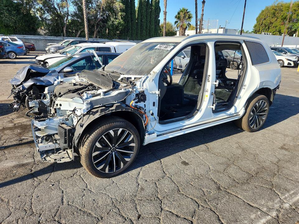2025 Volvo Xc90 VIN YV4H60PB6S1353457 COPART salvage auction — STRIPPED, Ca - Certificate Of Title, sold $10,200 on 2026-08-06 (photo 1)