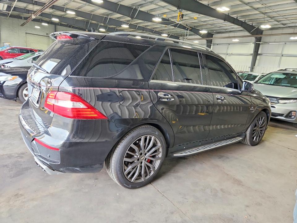 2014 Mercedes-benz Ml-class VIN 4JGDA7EB5EA349900 COPART salvage auction — MINOR DENT/SCRATCHES, Mn - Cert Of Title-Salvage, sold $9,000 on 2026-09-17 (photo 3)