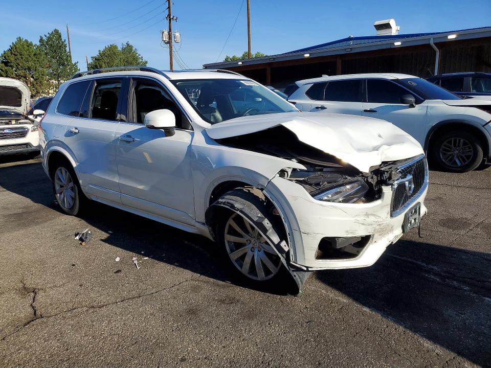 2016 Volvo Xc90 VIN YV4A22PK3G1024862 COPART salvage auction — FRONT END, CO - DIS/DLR/EXP ONLY CLEAN TITLE, sold $700 on 2026-08-20 (photo 4)