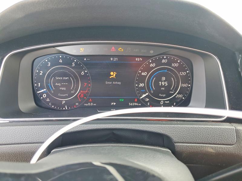2018 Volkswagen Golf VIN WVWVF7AU8JW058225 COPART salvage auction — FRONT END, Oh - Cert Of Title-Repossession (P), sold $16,000 on 2026-08-14 (photo 9)