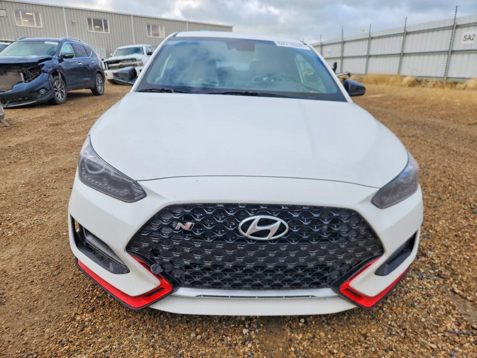 2021 Hyundai Veloster VIN KMHT36AHXMU010685 COPART salvage auction — VANDALISM, Ab - Bos - Salvage, sold $8,200 on 2026-08-20 (photo 5)