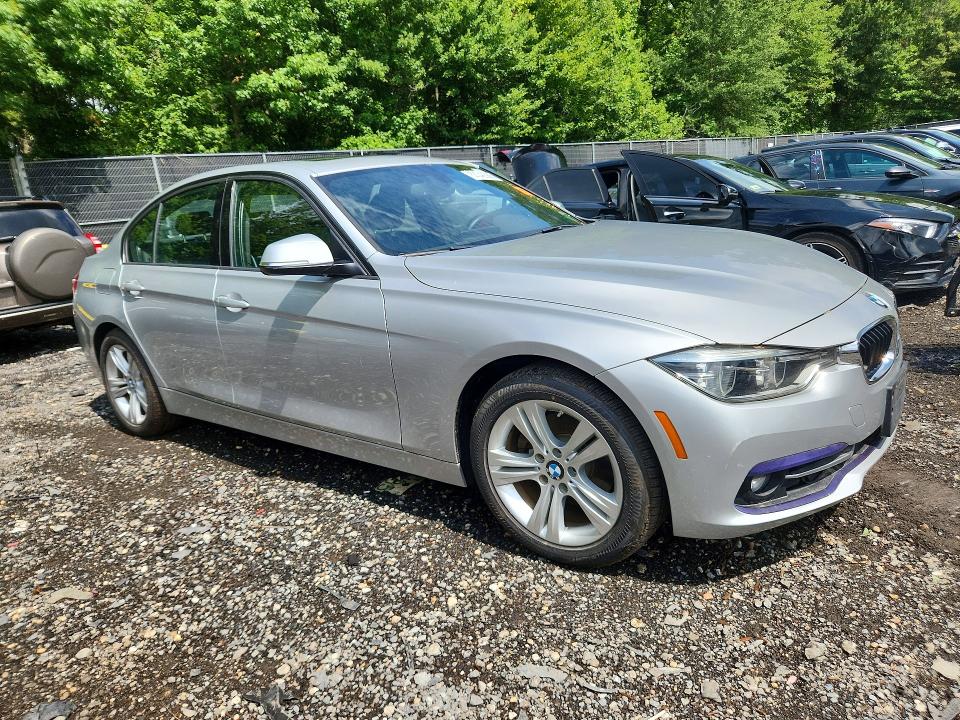 2016 BMW 3er VIN WBA8E3G55GNT77599 COPART salvage auction — WATER/FLOOD, Md - Cert Of Salvage-Flood Damage, sold $225 on 2026-08-21 (photo 4)