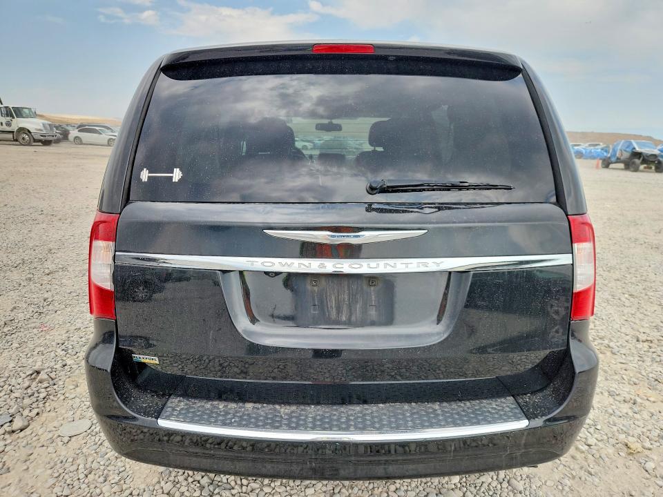 2016 Chrysler Voyager VIN 2C4RC1BG7GR290784 COPART salvage auction — MINOR DENT/SCRATCHES, Ut - Certificate Of Title, sold $325 on 2026-08-14 (photo 6)