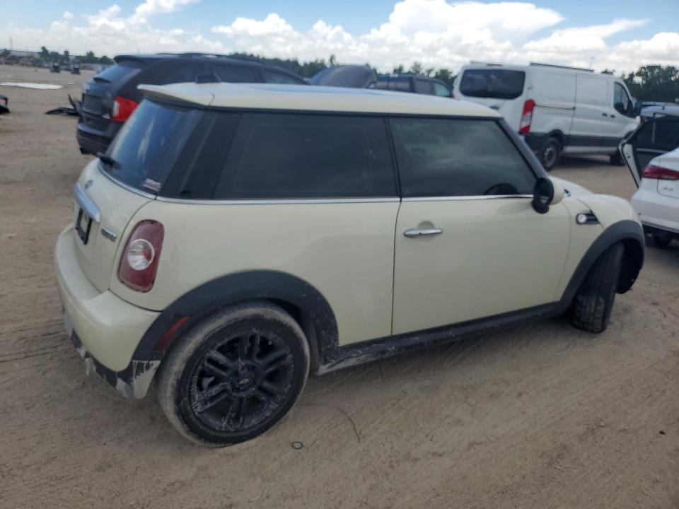 2012 Mini Cooper VIN WMWSU3C57CT186092 COPART salvage auction — FRONT END, Tx - Salvage Vehicle Title, sold $950 on 2026-09-08 (photo 3)