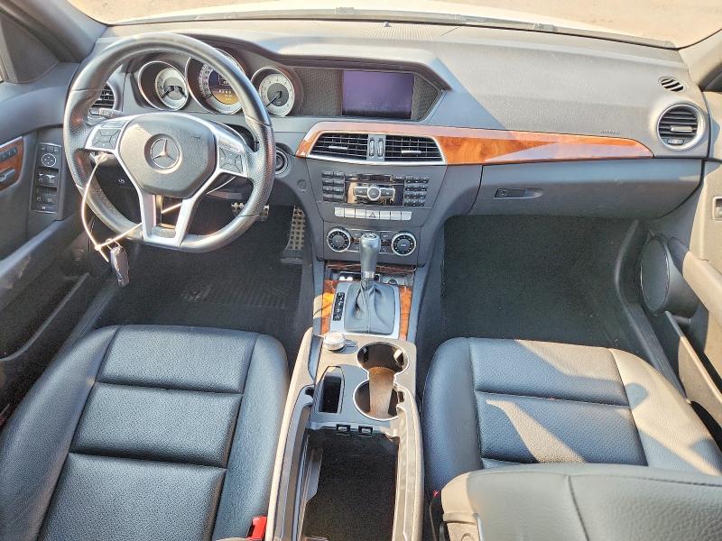 2012 Mercedes-benz C-klasse VIN WDDGF8BB6CR227743 COPART salvage auction — REAR END, Ct - Cert Of Title-Salvage, sold $1,700 on 2026-08-18 (photo 8)