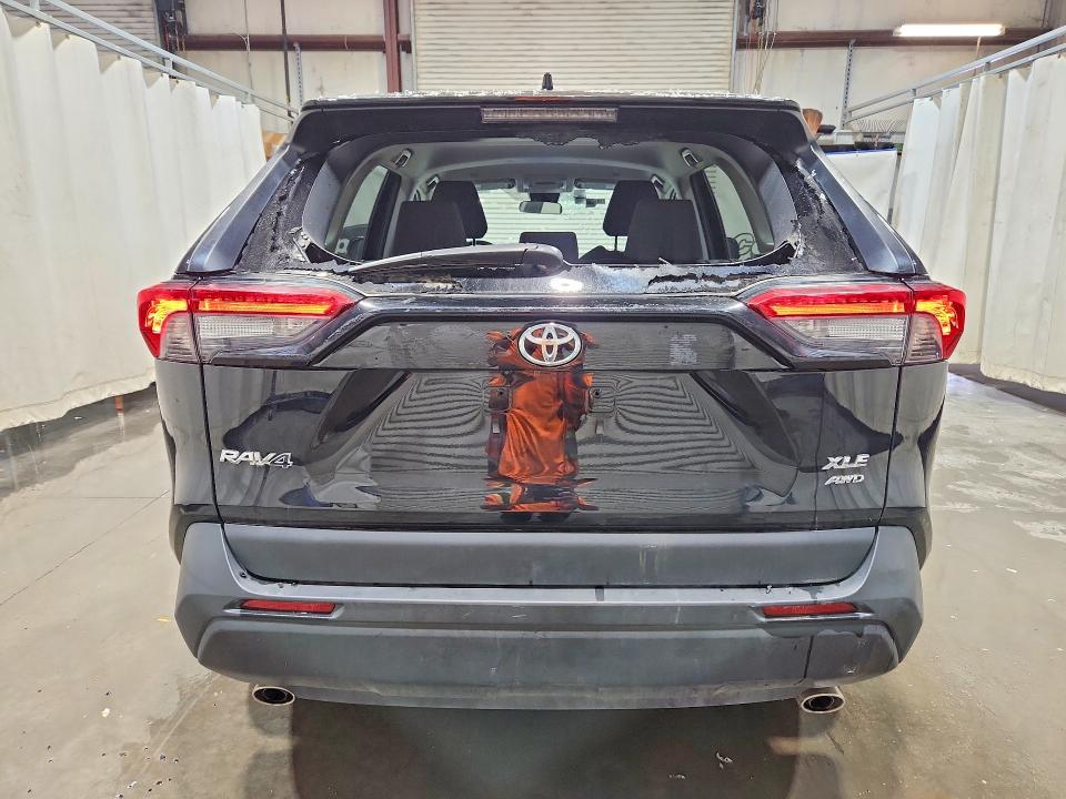 2025 Toyota Rav4 VIN 2T3P1RFV0SW543656 COPART salvage auction — HAIL, In - Certificate Of Title, sold $17,800 on 2026-08-19 (photo 6)