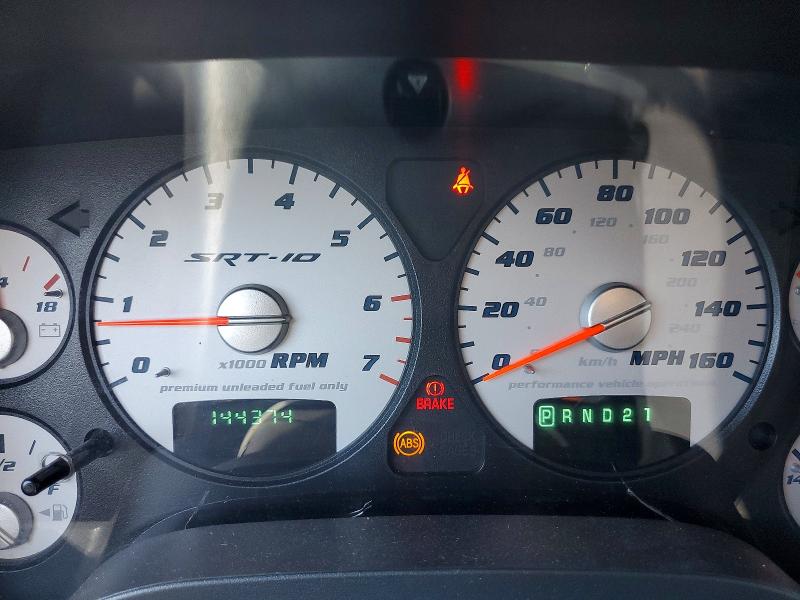 2005 Dodge Ram srt10 VIN 3D7HA18H25G863262 COPART salvage auction — NORMAL WEAR, NJ - CERTIFICATE OF TITLE, sold $14,800 on 2026-09-09 (photo 8)