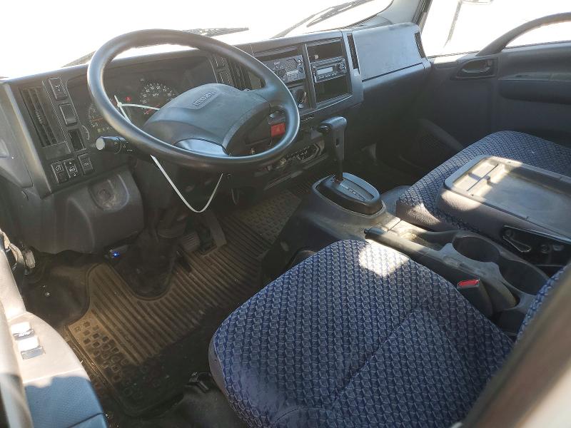 2023 Isuzu Npr VIN 54DC4W1D1PS203141 COPART salvage auction — SIDE, Salvage Title, sold $17,400 on 2026-10-08 (photo 8)