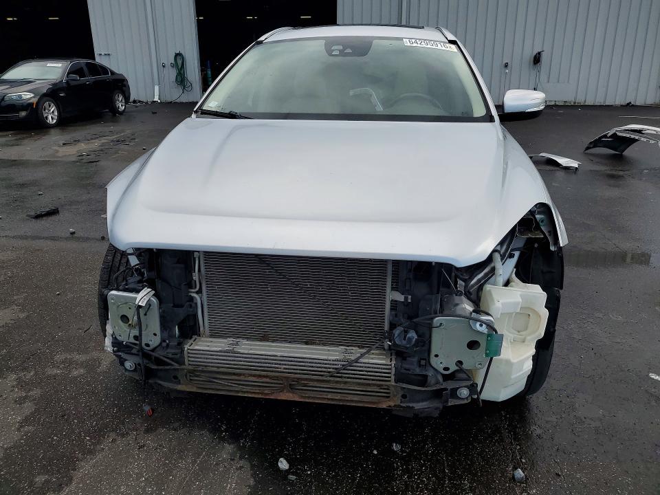 2016 Volvo Xc60 VIN YV449MRM4G2876649 COPART salvage auction — FRONT END, Fl - Cert Of Title Slvg Rebuildable, sold $2,650 on 2026-08-17 (photo 5)