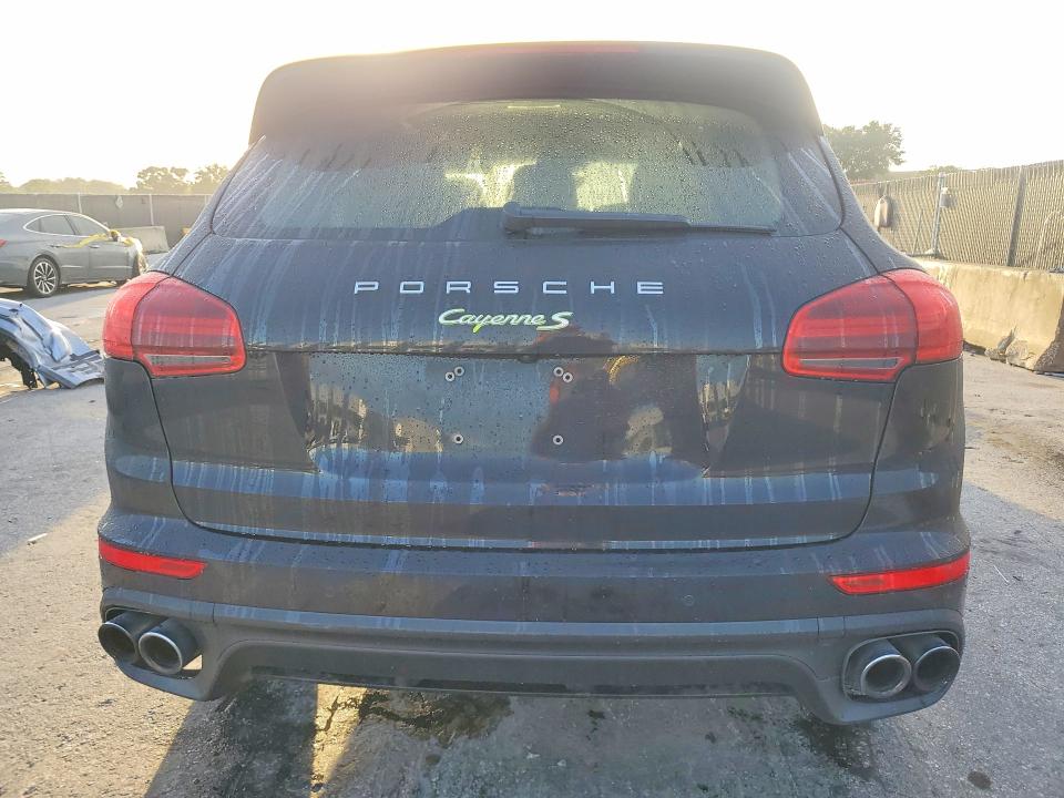 2016 Porsche Cayenne VIN WP1AE2A24GLA16551 COPART salvage auction — NORMAL WEAR, Md - Certificate Of Title (P), sold $6,500 on 2026-08-11 (photo 6)