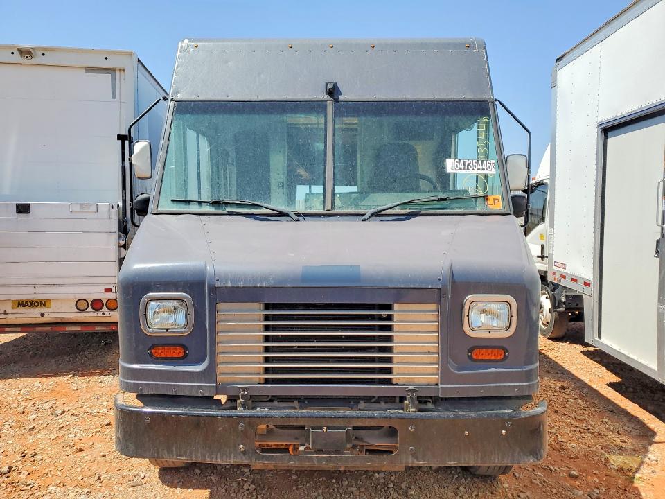 2020 Ford F59 VIN 1F65F5KN5L0A05678 COPART salvage auction — MINOR DENT/SCRATCHES, OK - CERTIFICATE OF TITLE, sold $7,700 on 2026-09-08 (photo 5)