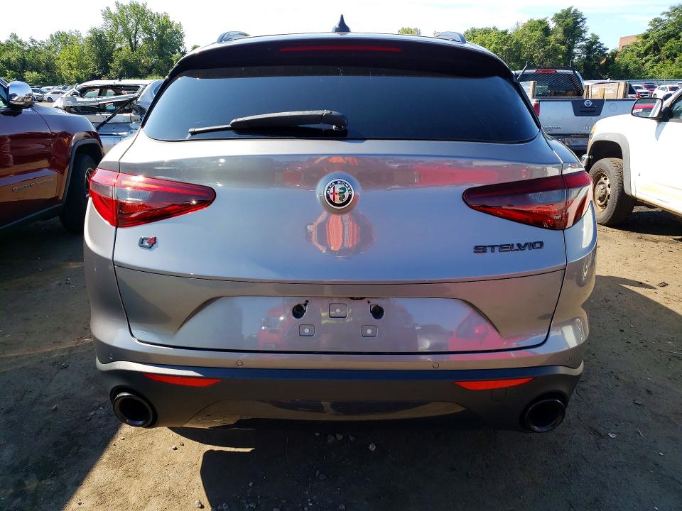 2019 Alfa romeo Stelvio VIN ZASPAKBN1K7C42846 COPART salvage auction — BURN, CT - CERT OF TITLE-SALVAGE, sold $3,550 on 2026-08-28 (photo 6)