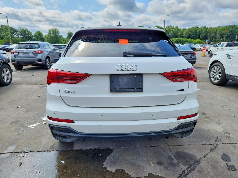 2024 Audi Q3 VIN WA1DECF35R1034202 COPART salvage auction — WATER/FLOOD, Salvage Title, sold $10,900 on 2026-08-15 (photo 6)