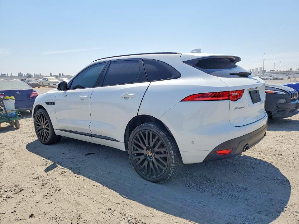 2017 Jaguar F-pace VIN SADCL2BV7HA057511 COPART salvage auction — INTERIOR BURN, CA - NON-REPAIRABLE VEHICLE CERT, sold $1,700 on 2026-10-01 (photo 2)