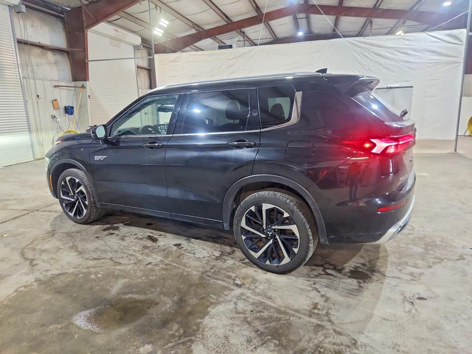 2025 Mitsubishi Outlander VIN JA4T5WA99SZ047275 COPART salvage auction — SIDE, RI - CERTIFICATE OF TITLE, sold $20,500 on 2026-08-19 (photo 2)