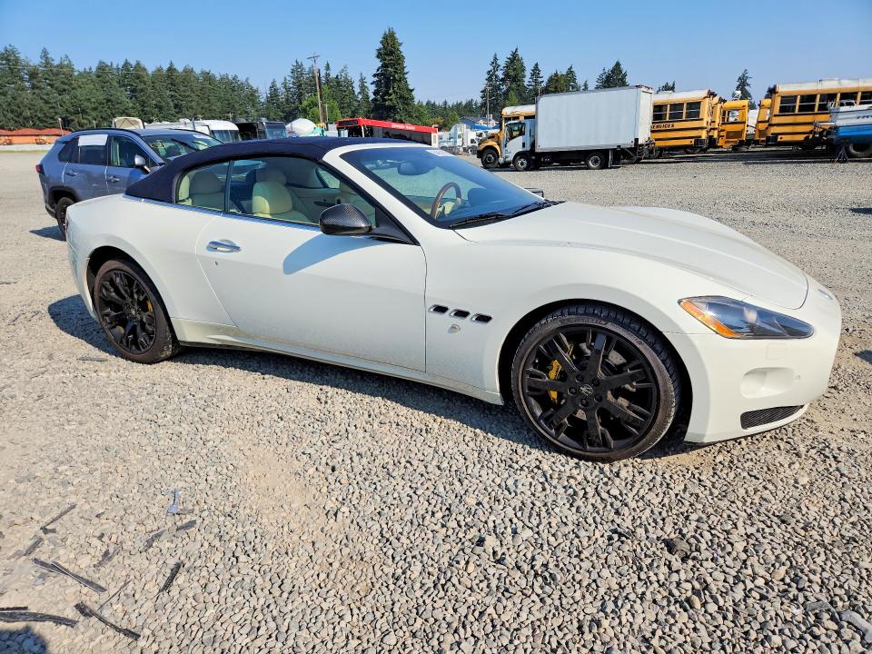 2011 Maserati Granturismo VIN ZAM45KMAXB0058777 COPART salvage auction — REAR END, WA - BILL OF SALE, sold $11,200 on 2026-08-21 (photo 4)