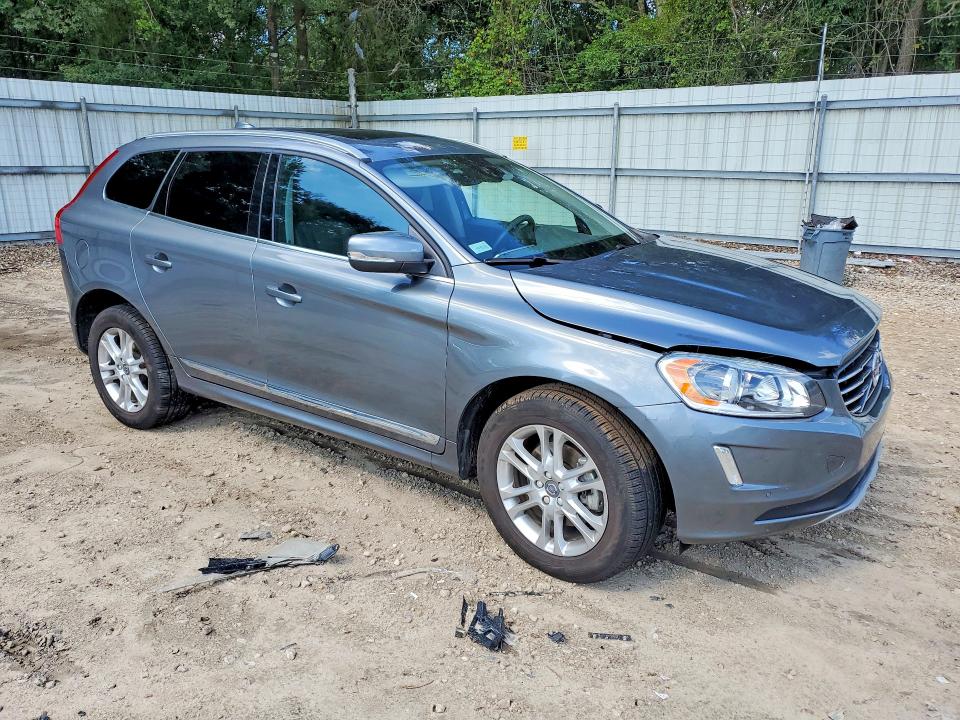 2016 Volvo Xc60 VIN YV440MDKXG2863226 COPART salvage auction — MINOR DENT/SCRATCHES, Fl - Cert Of Title Slvg Rebuildable, sold $2,150 on 2026-08-14 (photo 4)