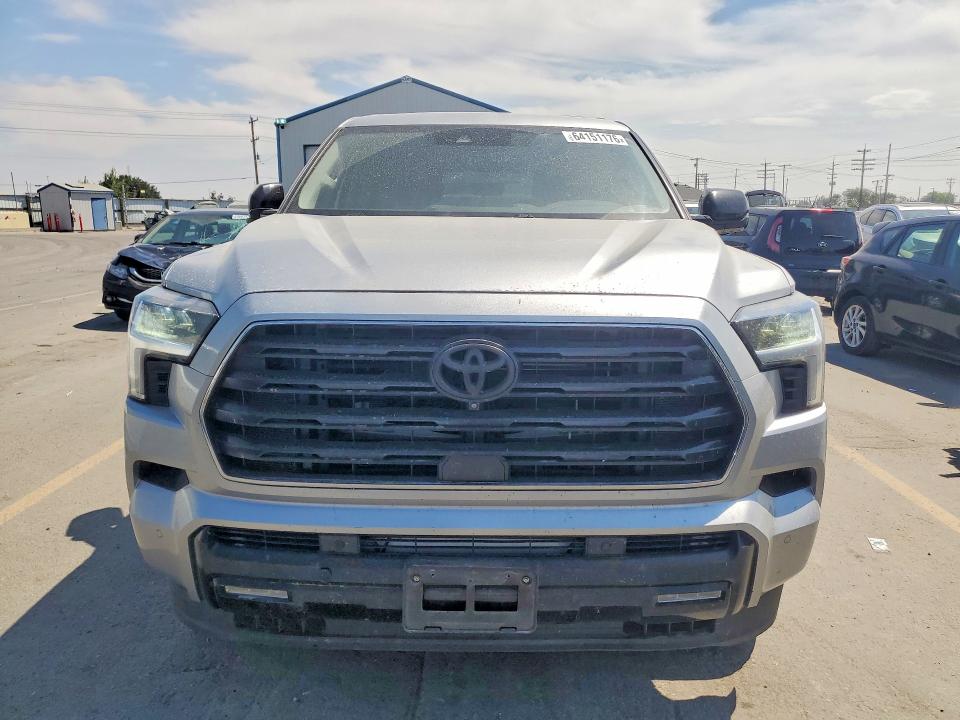 2024 Toyota Sequoia VIN 7SVAAABA5RX021482 COPART salvage auction — REAR END, ID - SALVAGE CERTIFICATE OF TITLE, sold $47,250 on 2026-10-08 (photo 5)