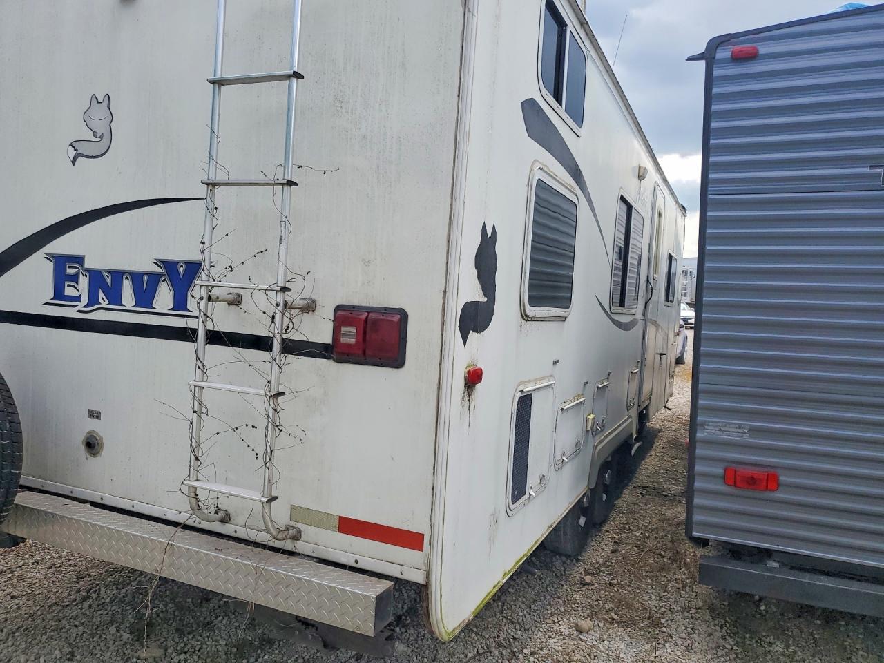 2006 Nash VIN 4N11E272560127667 COPART salvage auction — All Over, Bp - Non-Repairable, sold $900 on 2026-09-24 (photo 3)
