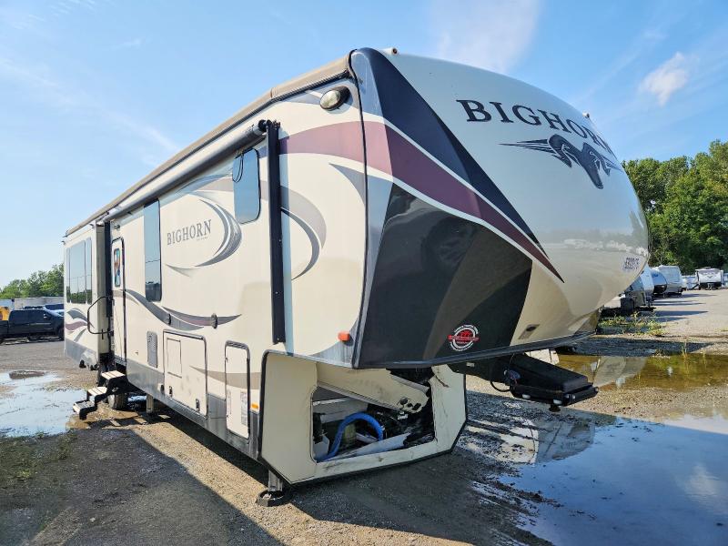 2018 Heartland big horn Unknown VIN 5SFBG4326JE379287 — COPART salvage auction photo