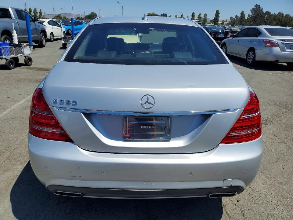 2012 Mercedes-benz S-klasse VIN WDDNG7DBXCA437174 COPART salvage auction — MINOR DENT/SCRATCHES, Ca - Salvage Certificate, sold $2,500 on 2026-08-07 (photo 6)