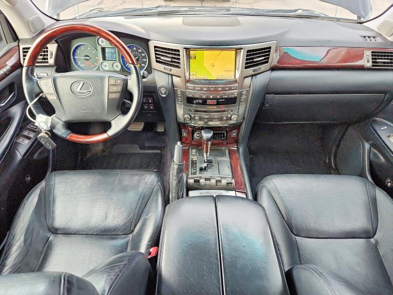 2011 Lexus Lx 570 VIN JTJHY7AX6B4064116 COPART salvage auction — MINOR DENT/SCRATCHES, CO - CERTIFICATE OF TITLE, sold $10,900 on 2026-08-26 (photo 8)