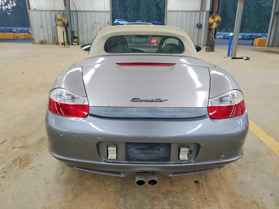 2003 Porsche Boxster VIN WP0CA29813U621453 COPART salvage auction — DAMAGE HISTORY, VA - DEALER ONLY CLEAN TITLE, sold $450 on 2026-08-19 (photo 6)
