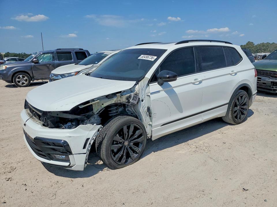 2021 Volkswagen Tiguan VIN 3VV3B7AX6MM068495 — COPART salvage auction photo