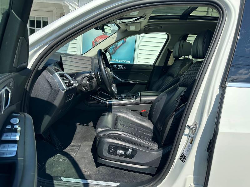 2025 BMW X7 VIN 5UX23EM07S9Y27594 COPART salvage auction — MINOR DENT/SCRATCHES, Mi - Certificate Of Title, sold $47,000 on 2026-09-01 (photo 7)