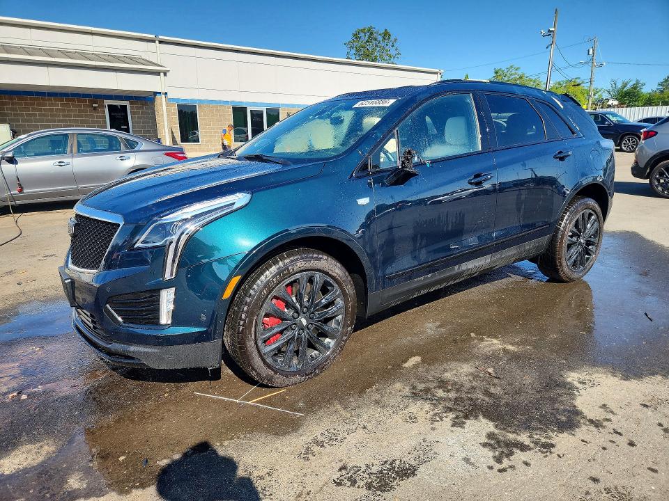 2026 Cadillac Xt5 VIN 1GYKNHRS2TZ102469 — COPART salvage auction photo