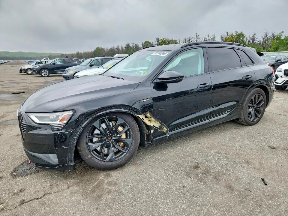 2021 Audi E-tron VIN WA1LAAGE7MB001541 — COPART salvage auction photo