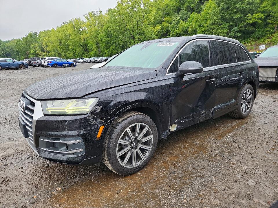 2017 Audi Q7 VIN WA1LAAF74HD012901 — COPART salvage auction photo