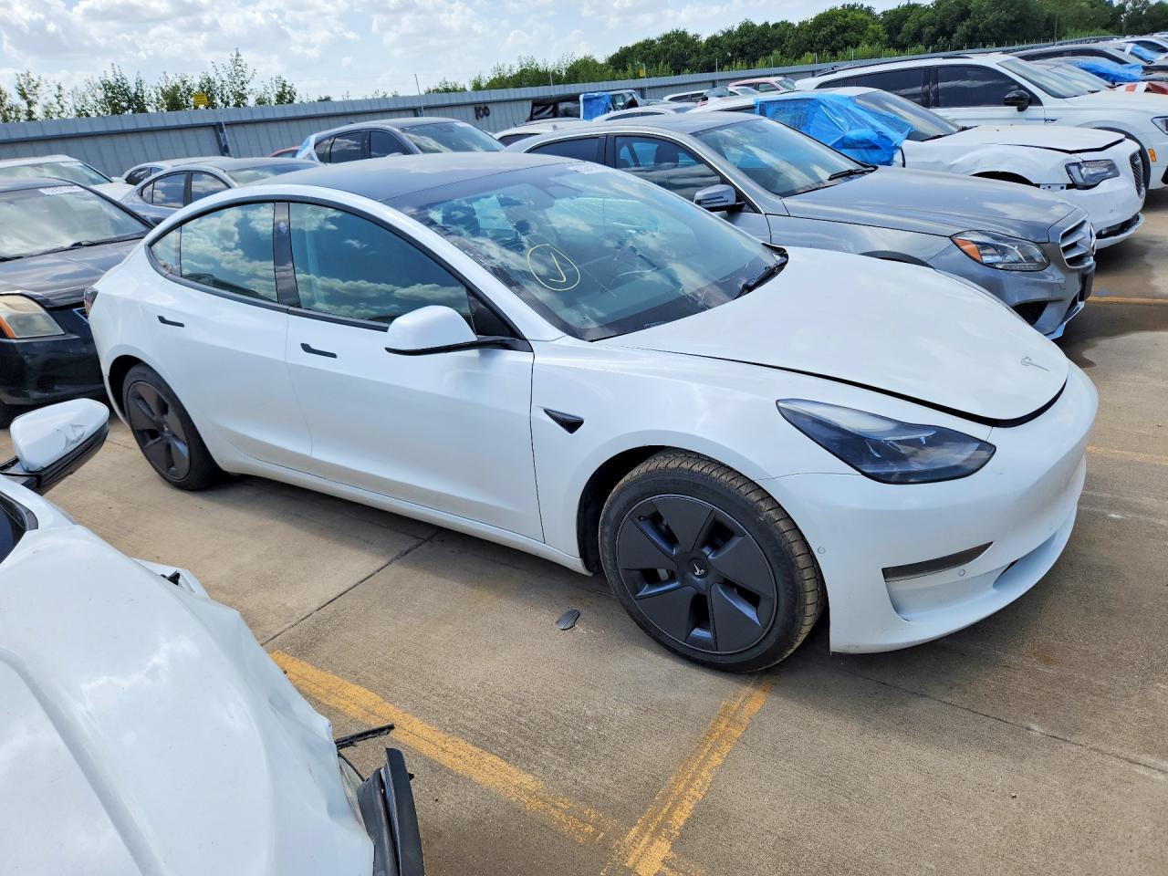 2021 Tesla Model 3 VIN 5YJ3E1EA8MF100280 COPART salvage auction — Minor Dent/Scratches, SC - CERTIFICATE OF TITLE, sold $9,700 on 2026-09-11 (photo 4)