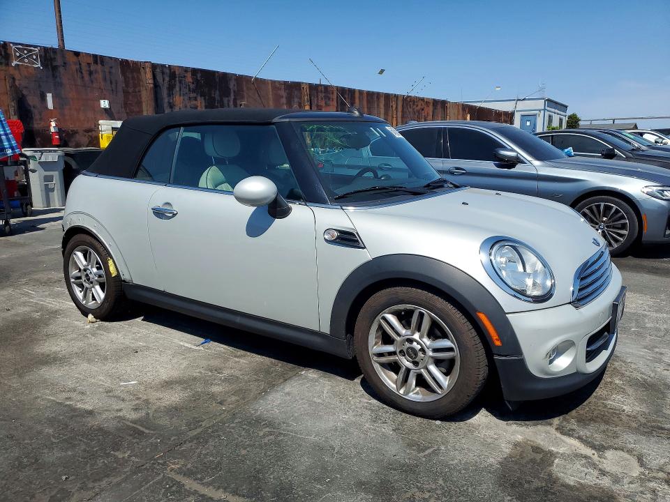 2012 Mini Cooper VIN WMWZN3C59CT134619 COPART salvage auction — REAR END, Salvage Title, sold $3,000 on 2026-08-21 (photo 4)