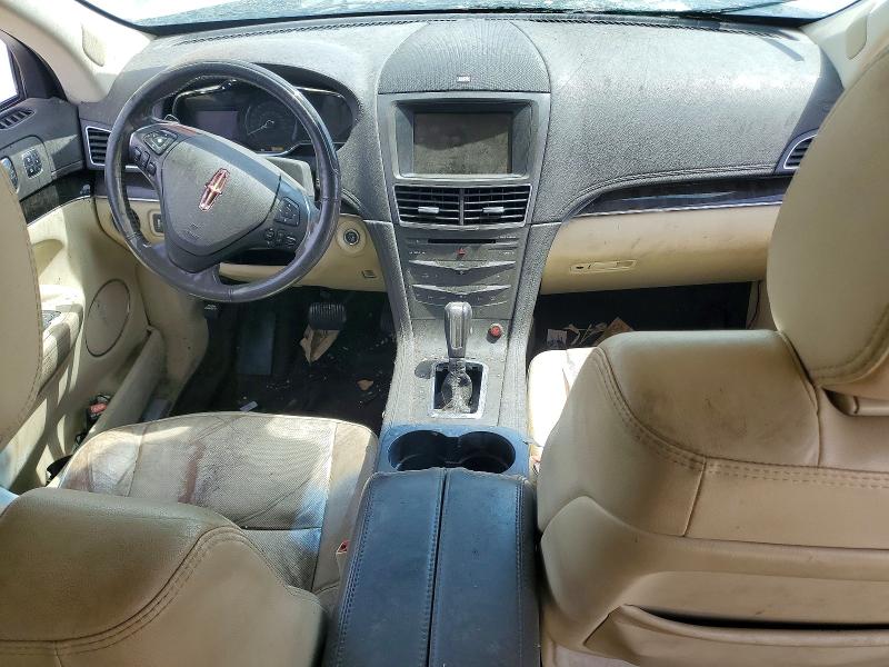 2013 Lincoln Mkt VIN 2LMHJ5AT5DBL58897 COPART salvage auction — ENGINE BURN, Id - Salvage Certificate Of Title, sold $90 on 2026-10-01 (photo 8)