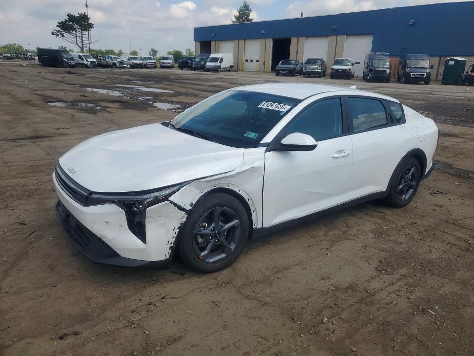 2026 Kia K4 VIN 3KPFT4DE1TE277332 COPART salvage auction — SIDE, Fl - Dlr Only Salvage/Rebuildable (P), sold $9,100 on 2026-08-18 (photo 1)