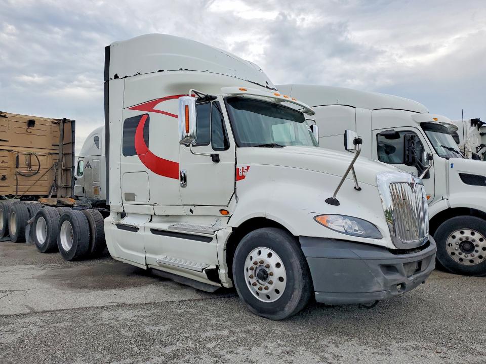 2015 International VIN 3HSDJAPR4FN510898 COPART salvage auction — SIDE, Salvage Title, sold $7,200 on 2026-09-24 (photo 4)