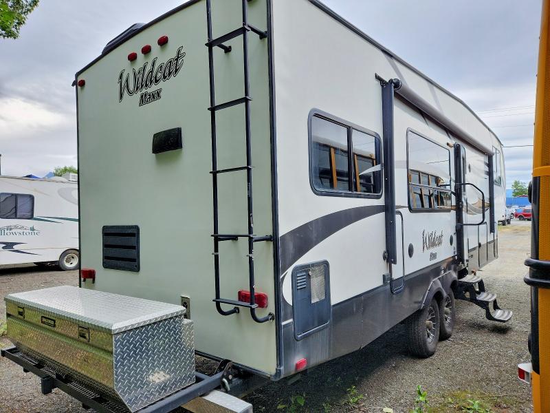2015 Forest river Wildcat VIN 4X4FWCH24FT013741 COPART salvage auction — NORMAL WEAR, OR - CERTIFICATE OF TITLE, sold $5,300 on 2026-08-25 (photo 4)