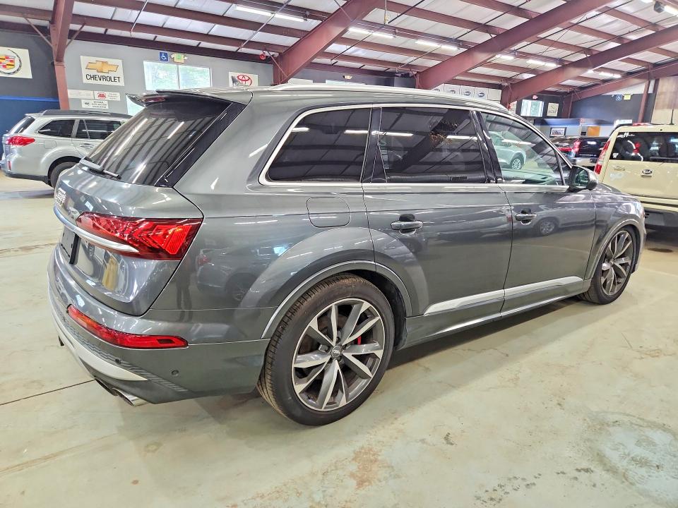 2020 Audi Sq7 VIN WA1VWAF76LD013258 COPART salvage auction — MINOR DENT/SCRATCHES, WV - CERTIFICATE OF TITLE (P), sold $19,800 on 2026-08-28 (photo 3)