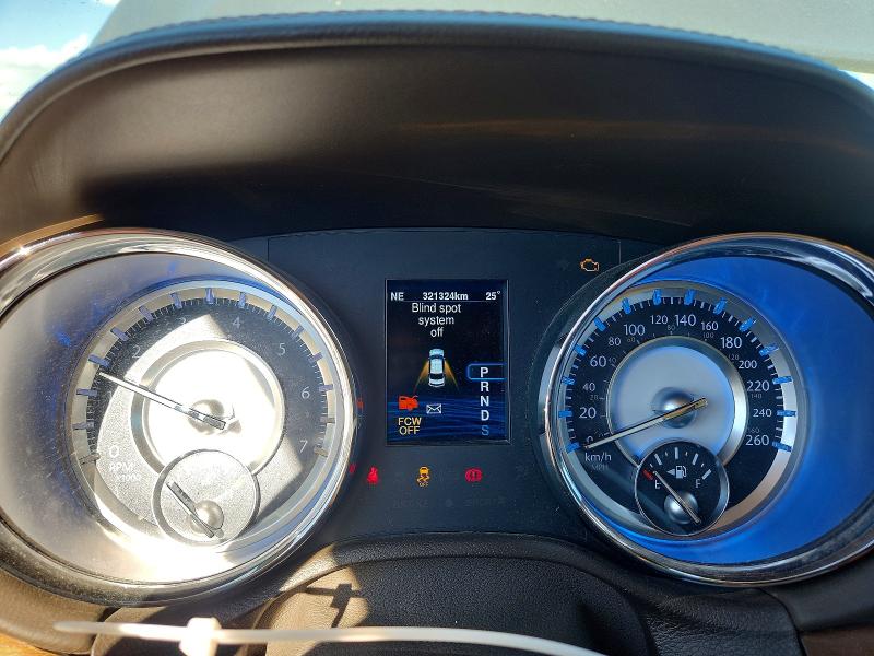 2014 Chrysler 300c VIN 2C3CCASG3EH105921 COPART salvage auction — REAR END, Ab - Bos - Salvage, sold $925 on 2026-09-03 (photo 9)