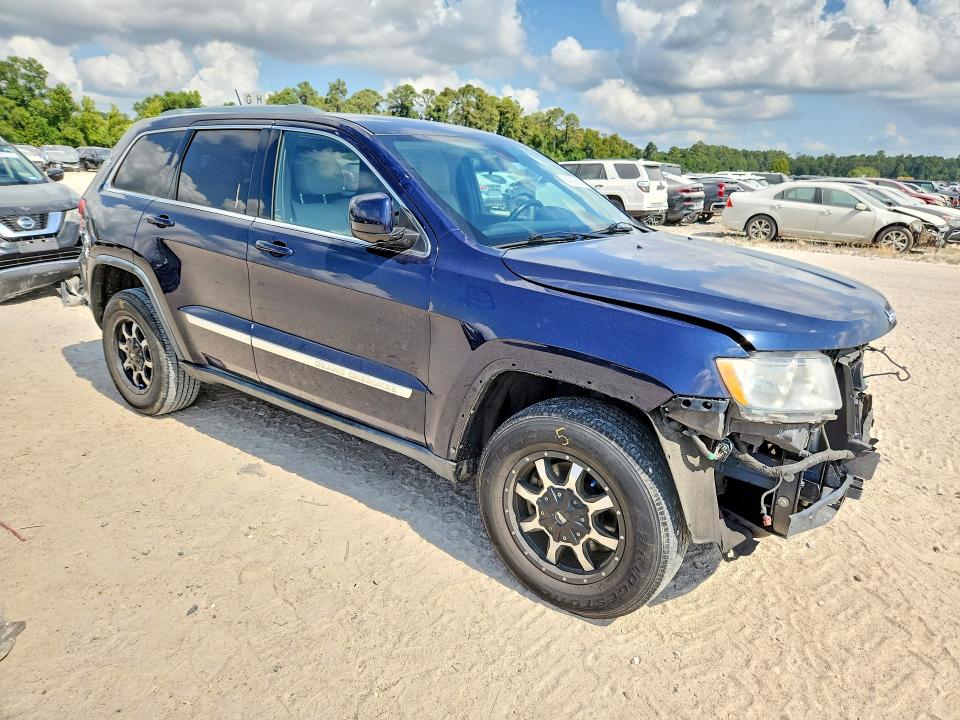 2012 Jeep Grand Cherokee VIN 1C4RJFAG1CC224657 COPART salvage auction — FRONT END, TX - SALVAGE VEHICLE TITLE, sold $1,900 on 2026-09-25 (photo 4)