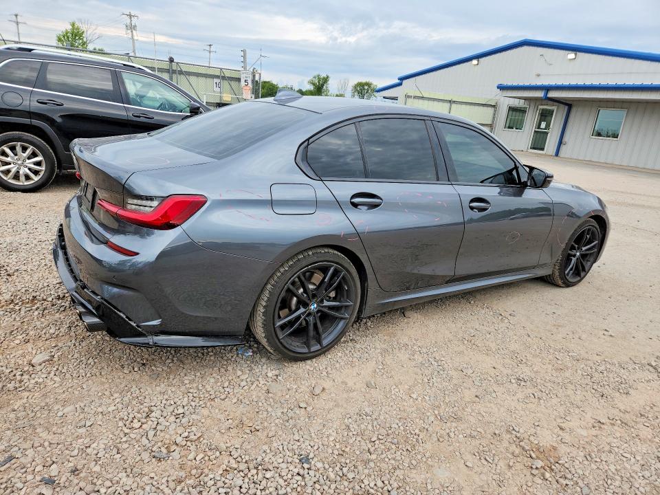 2021 BMW 3er VIN 3MW5R7J0XM8B82138 COPART salvage auction — REAR END, Ny - Mv-907A Salvage Certificate, sold $15,500 on 2026-08-26 (photo 3)