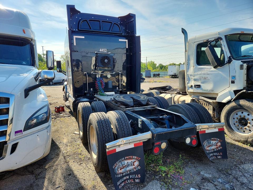 2016 Peterbilt 579 VIN 1XPBD49X9GD358123 COPART salvage auction — FRONT END, MI - CERTIFICATE OF TITLE, sold $14,900 on 2026-08-25 (photo 2)