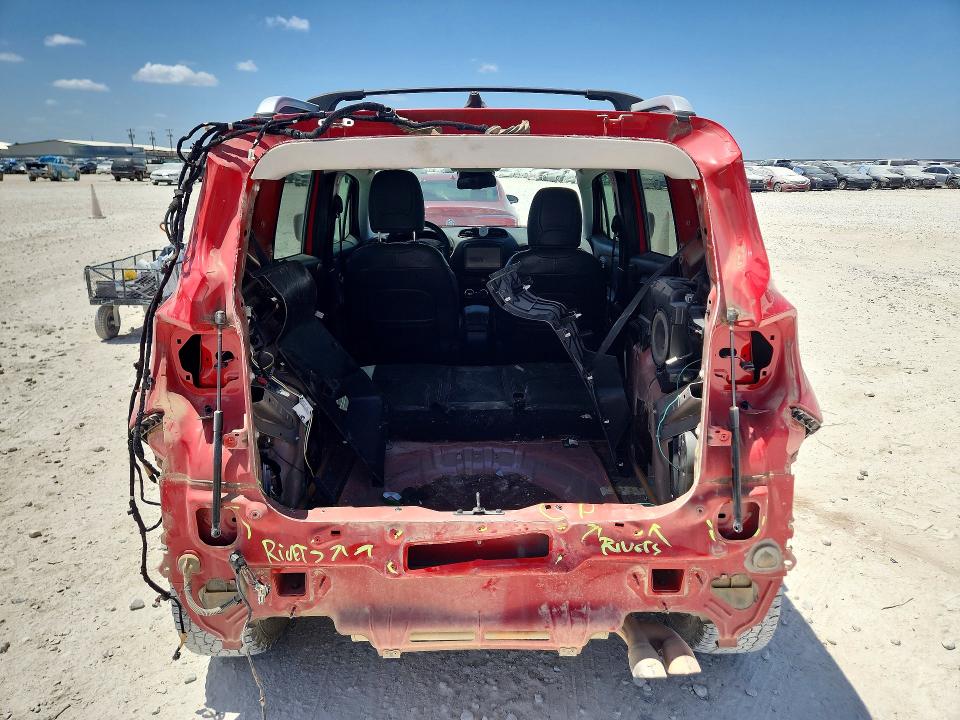 2015 Jeep Renegade VIN ZACCJBDT6FPB32645 COPART salvage auction — REAR END, Salvage Title, sold $1,600 on 2026-08-20 (photo 6)