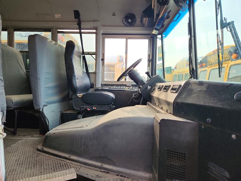 2011 Thomabuses VIN 1T88T4E24B1136056 COPART salvage auction — NORMAL WEAR, KS - CERTIFICATE OF TITLE, sold $2,000 on 2026-09-22 (photo 7)