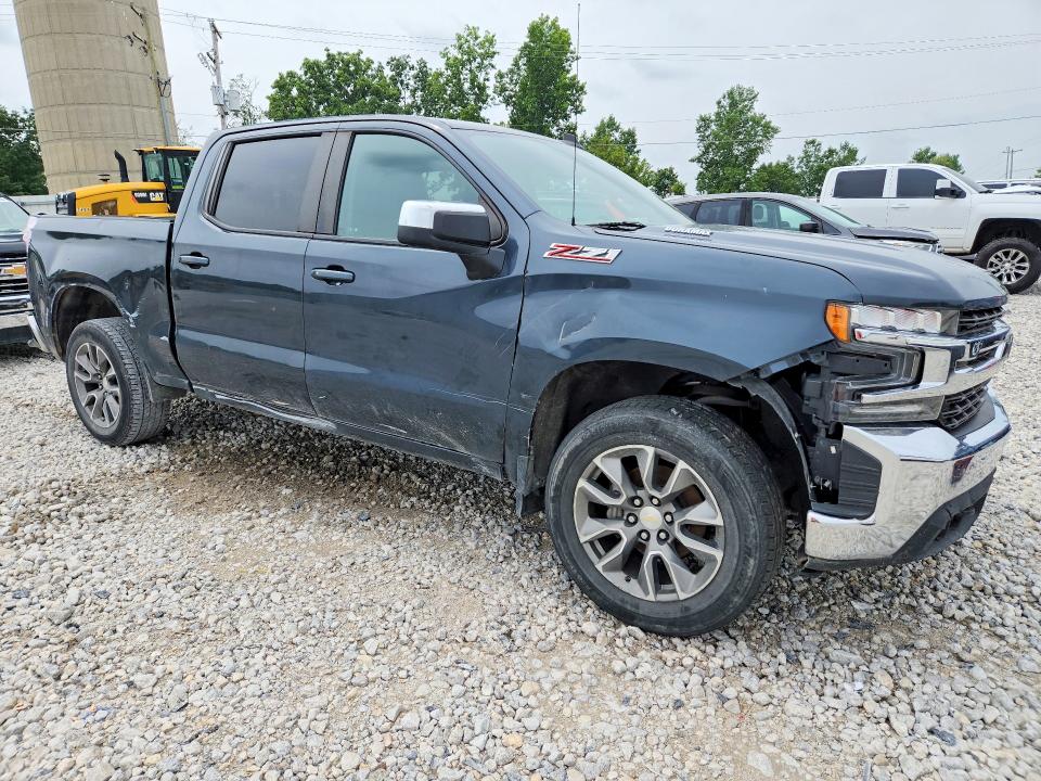 2021 Chevrolet Silverado VIN 1GCUYDET6MZ295997 COPART salvage auction — MINOR DENT/SCRATCHES, Mi - Dealer Only Clean Title (P), sold $14,900 on 2026-08-24 (photo 4)