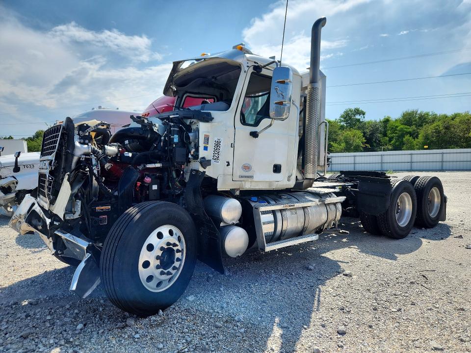 2026 Mack Pinnacle VIN 1M1PN4GY2TM019214 — COPART salvage auction photo