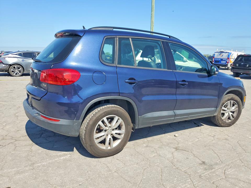 2016 Volkswagen Tiguan VIN WVGAV7AX7GW586595 COPART salvage auction — MINOR DENT/SCRATCHES, TN - CERTIFICATE OF TITLE, sold $1,300 on 2026-08-10 (photo 3)