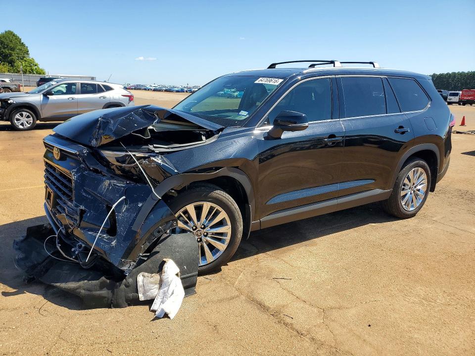 2024 Toyota Highlander VIN 5TDAAAB50RS043571 — COPART salvage auction photo
