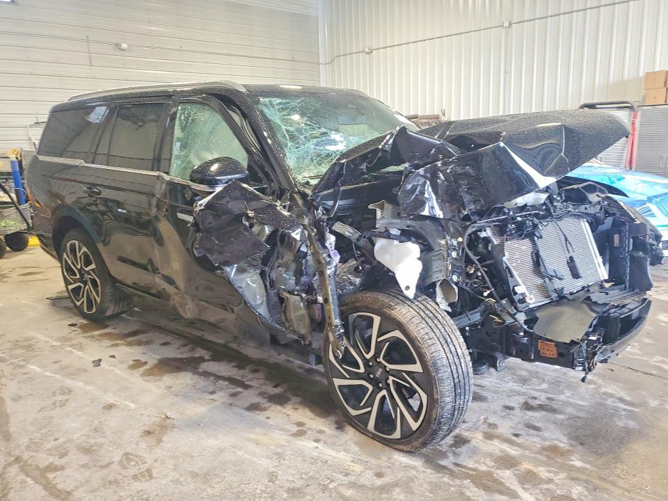 2026 Lincoln Navigator VIN 5LMJJ2LG0TEL08470 COPART salvage auction — FRONT END, IA - CERT OF TITLE-SALVAGE TITLE, sold $16,800 on 2026-09-18 (photo 4)
